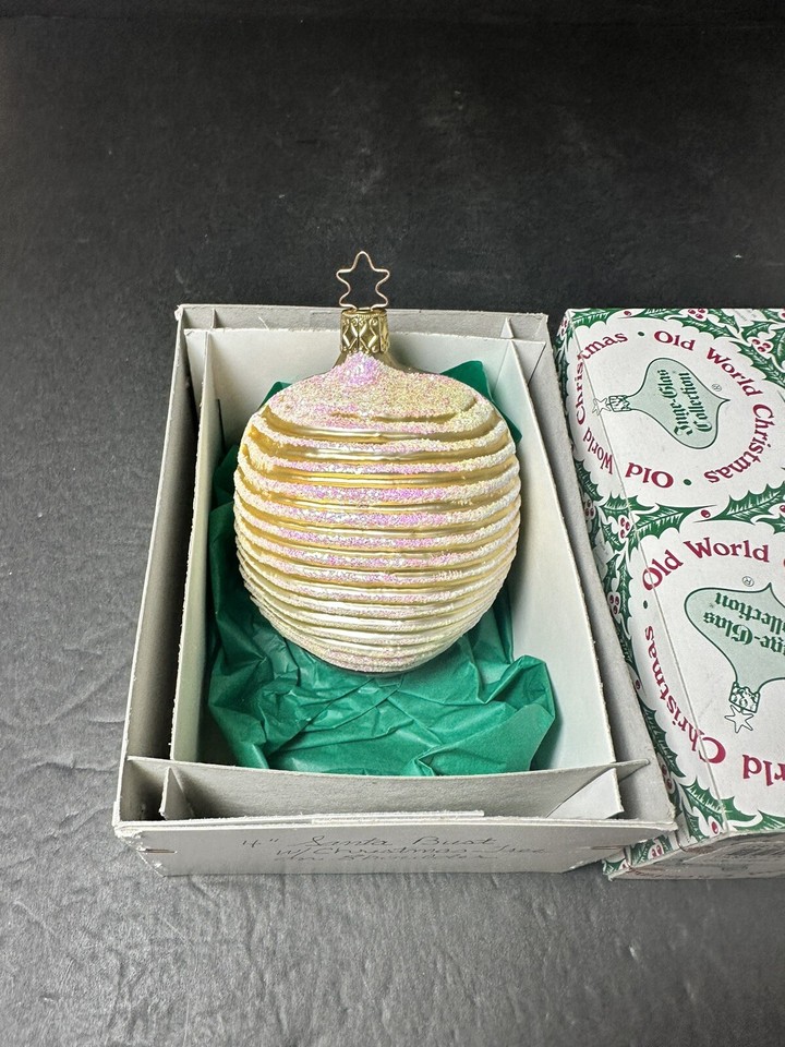 OLD WORLD CHRISTMAS ORNAMENT SANTA WITH TREE. 1997. GERMANY 4 IN. INGE