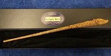 Hufflepuff Mascot Wand 14.5", Harry Potter Design Collection, Wizarding Hogwarts