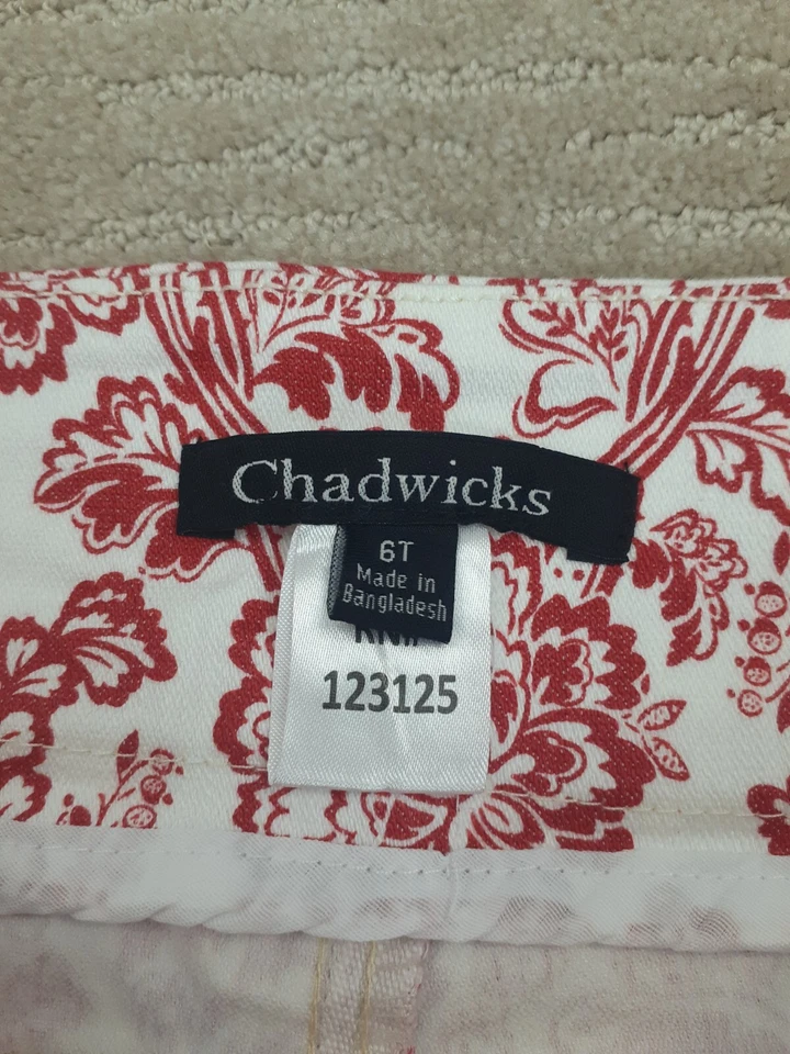 Pantalones Cortos Chadwicks Para Mujer 6T Alto Rojo Blanco Floral Bermudas Elastizadas Nuevos Sin Etiquetas Foto 4 de 4