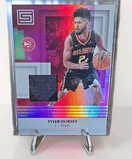 PLAYER WORN! 2017-18 Panini Status Materials Tyler Dorsey #M-TDS Rookie RC Hawks