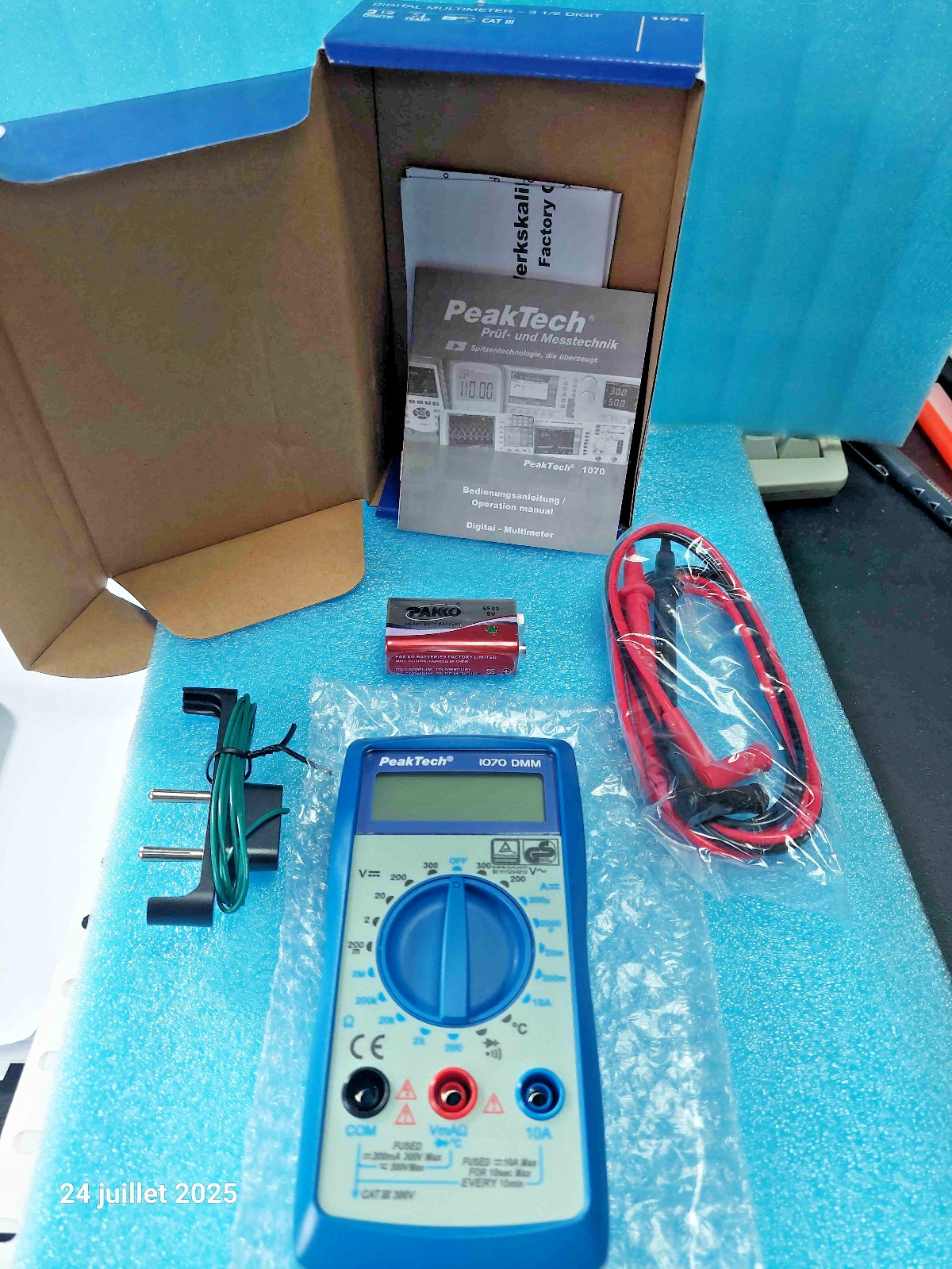 Multimètre numérique Peaktech 1070 à 3 1/2 chiffres avec boîtier de protection noir