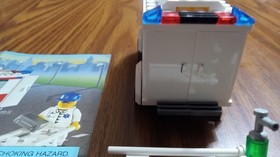 LEGO CITY: Ambulance (7890)