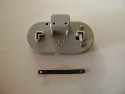 Lionel 452-14 Gray Base Assembly & 452-13 Base Extension