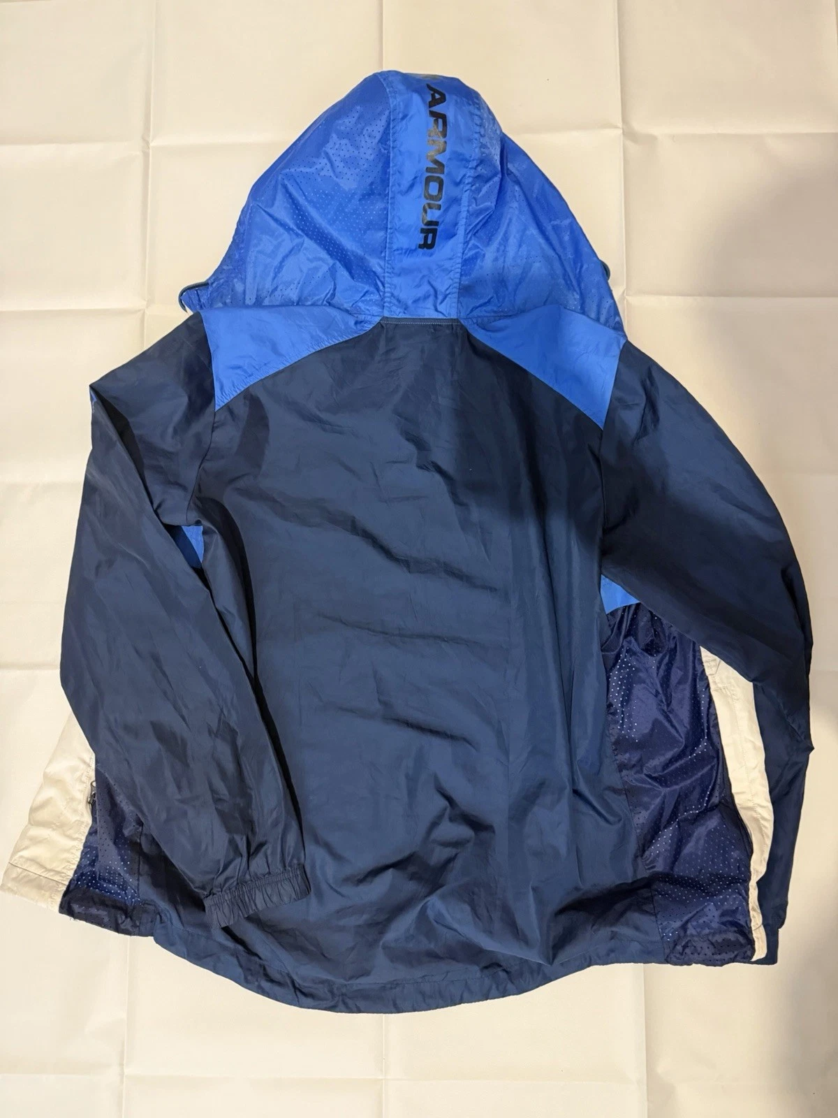 Under Armour Colorblock Full-Zip Hooded Windbreaker Jacket - Blue / Navy / White image 2