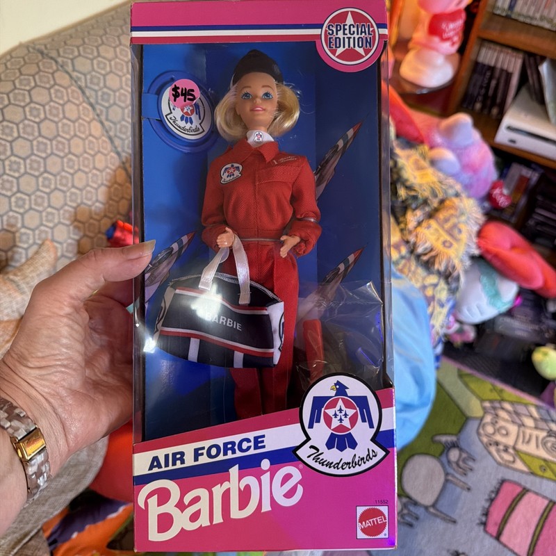 Barbie Stars & Stripes Military Air Force Thunderbirds Barbie