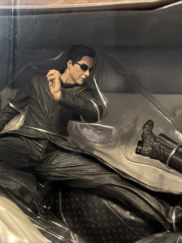 MISB Neo Chateau 2 Figure Deluxe Box Set New Matrix Reloaded Movie McFarlane - Picture 6 of 8