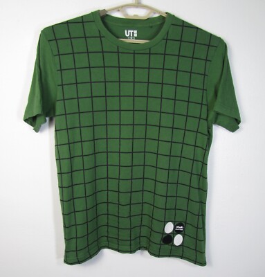 Uniqlo X Othello Size medium Green Cotton Short Sleeve Crew Neck ...