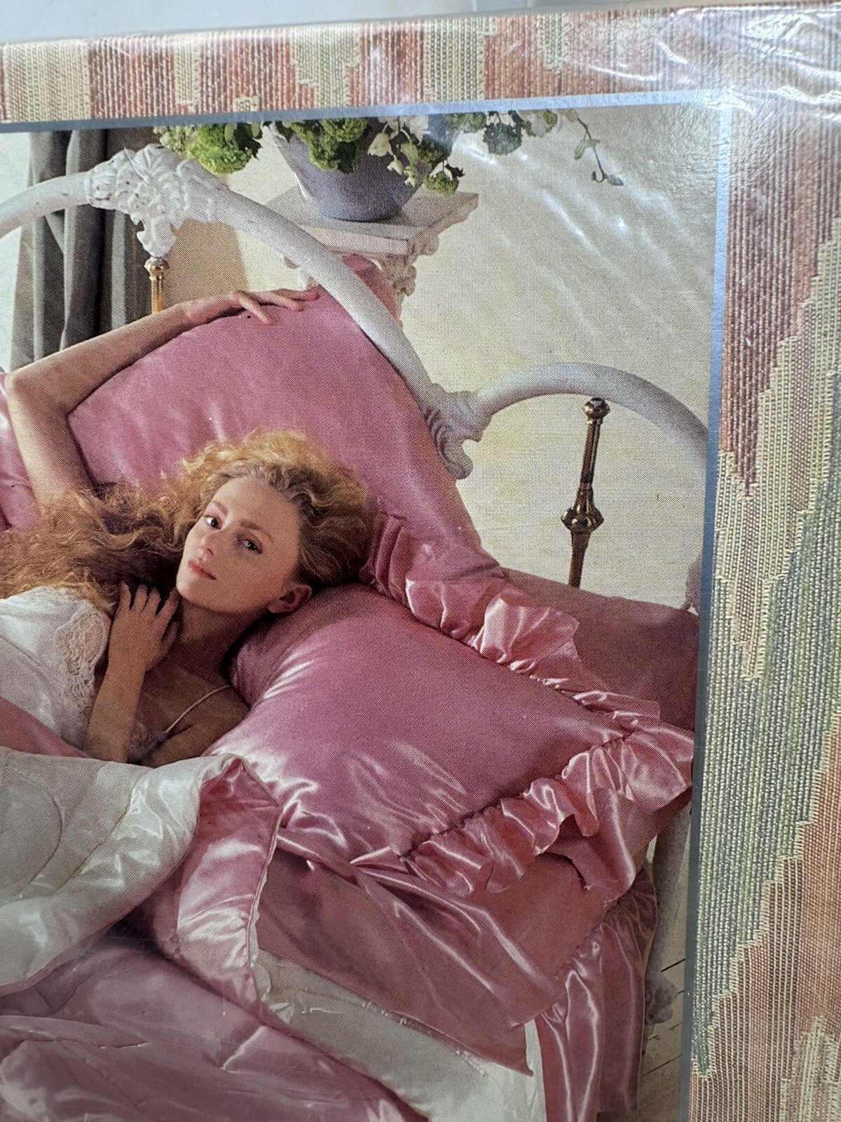 Vintage Satin King Ivory FITTED Sheet Fantasies By Morgan Taylor USA New Sealed