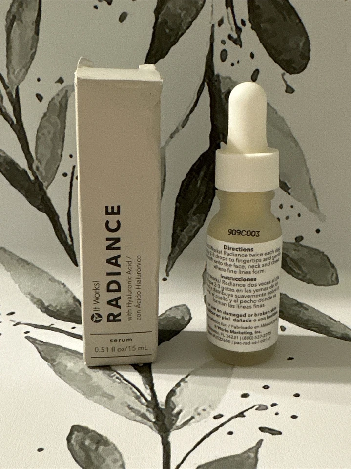 FUNCIONA! Radiance Serum com Ácido Hialurônico - 0,51 oz - Novo na Caixa e Frete Grátis! - Imagem 2 de 2