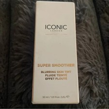 Iconic London Super Smoother Blurring Skin Tint COOL LIGHT