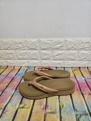 Reef Cushion Cloud Damen-Flip-Flops UK 7 UVP 60 £ natur