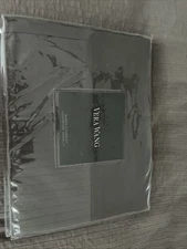 Vera Wang Queen Size Coverlet 