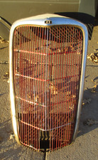 1935 Ford Deluxe Coupe Convertible Sedan Grille 35 Model 68