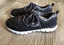 Skechers Womens Size 9 Relaxed Fit Shoes Memory Foam Black Sneakers 12130TX