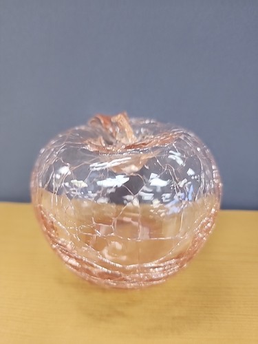 Blenko Crackle Pink Apple Art Glass Figurine Paperweight Glass Decor 3”T 3”W Vtg - Picture 8 of 10