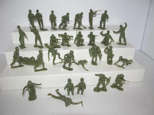 Vintage Marx Battleground Playset 54mm Waxy Green American GI Soldiers Lot