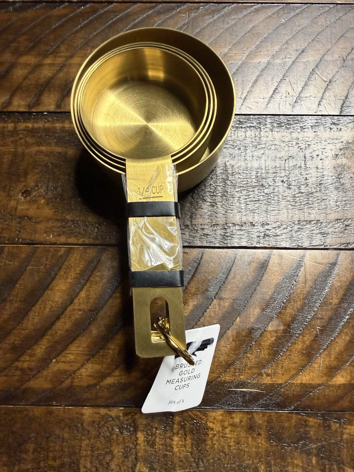 Williams Sonoma Set of Four Gold Measuring Cups Stainless Steel New! Read