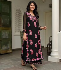 Chikankari Kurti Set Black with Pink Embroidery, 3/4 Sleeve
