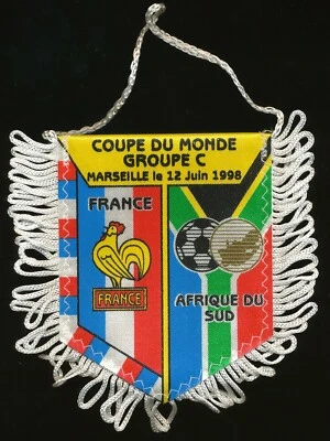 FANION FOOT 10*9 CM FRANCE Vs SOUTH AFRICA GROUPE C WORLD CUP FRANCE 1998 - Photo 1/2