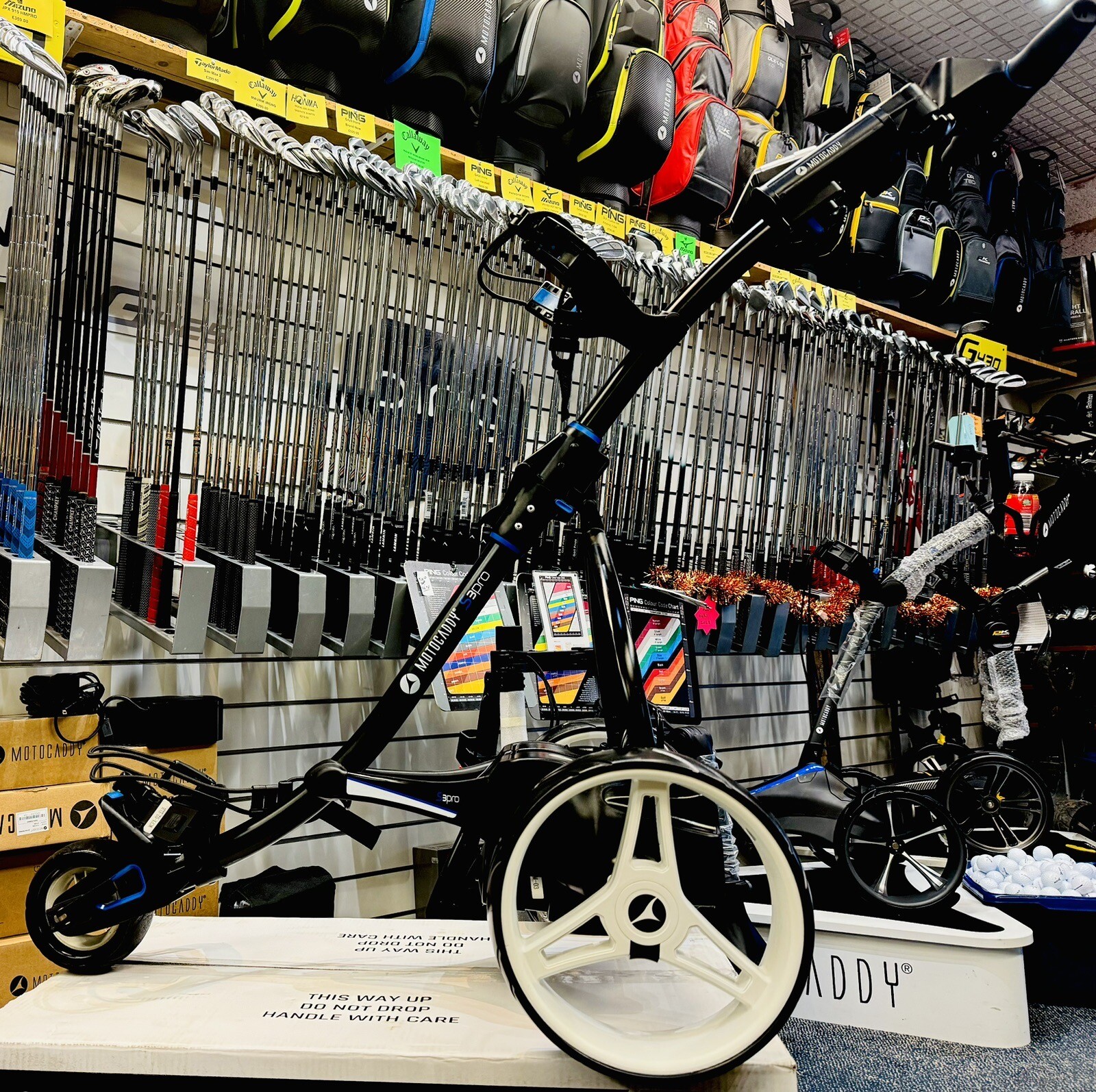 MOTOCADDY S3 PRO ELECTRIC GOLF TROLLEY PACKAGE UMBRELLA & SCORECARD HOLDER!!! eBay