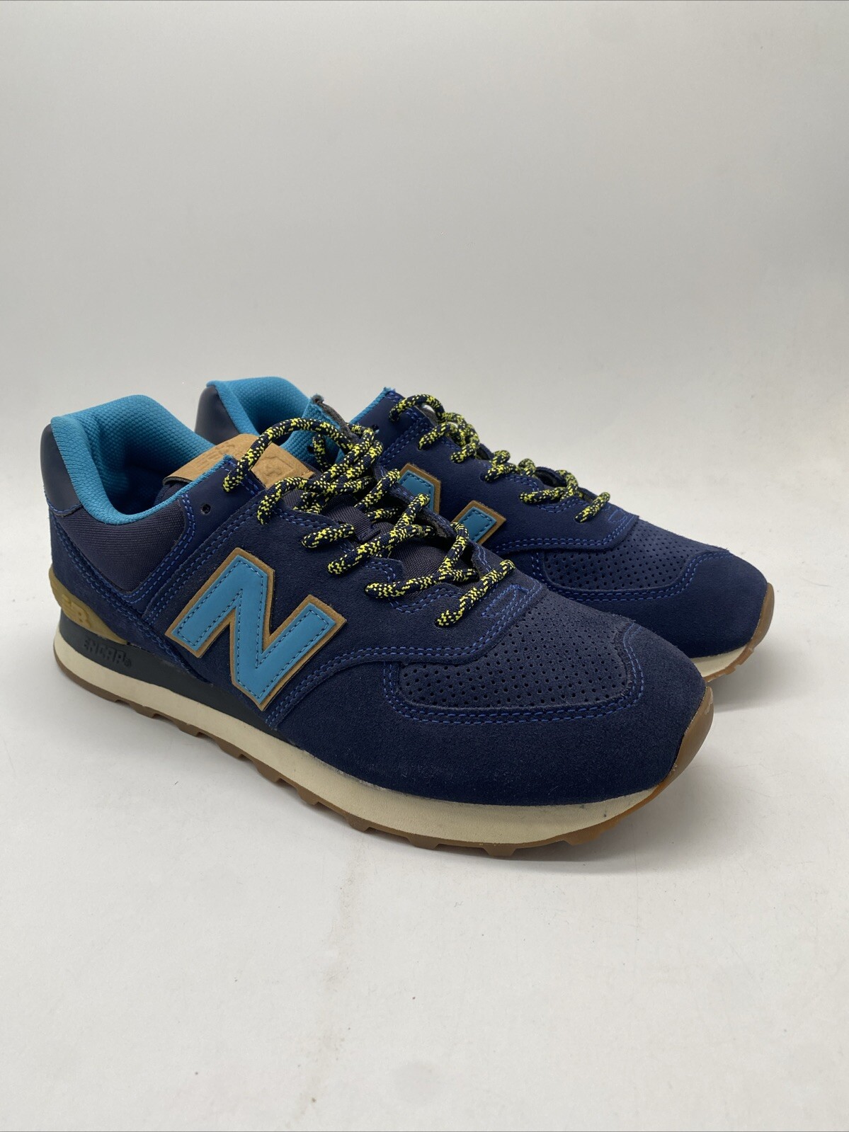 New Balance 574 Core ML574OTA Men’s Size 8 New Balance 574 Core ML574OTA Men’s Size 8