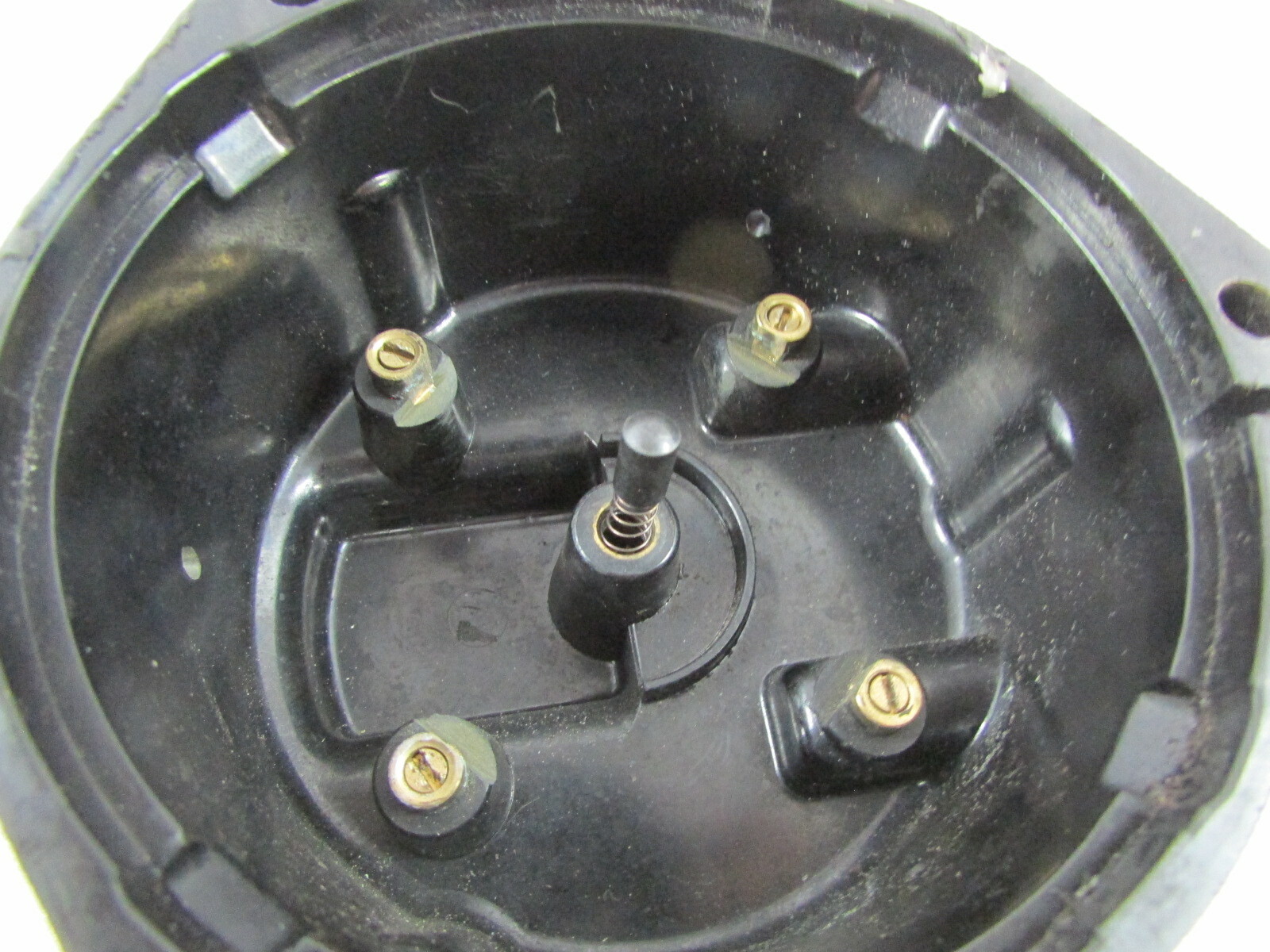 Ferrari 308, Distributor Cap, Used, P/N 95300044