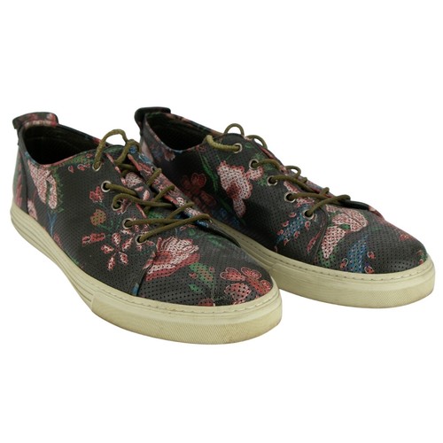 gucci perforated sneaker