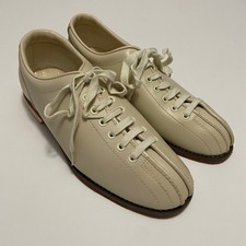 Vintage Brunswick Women's Leather Lace Up Bowling Shoes 7.5 Cream