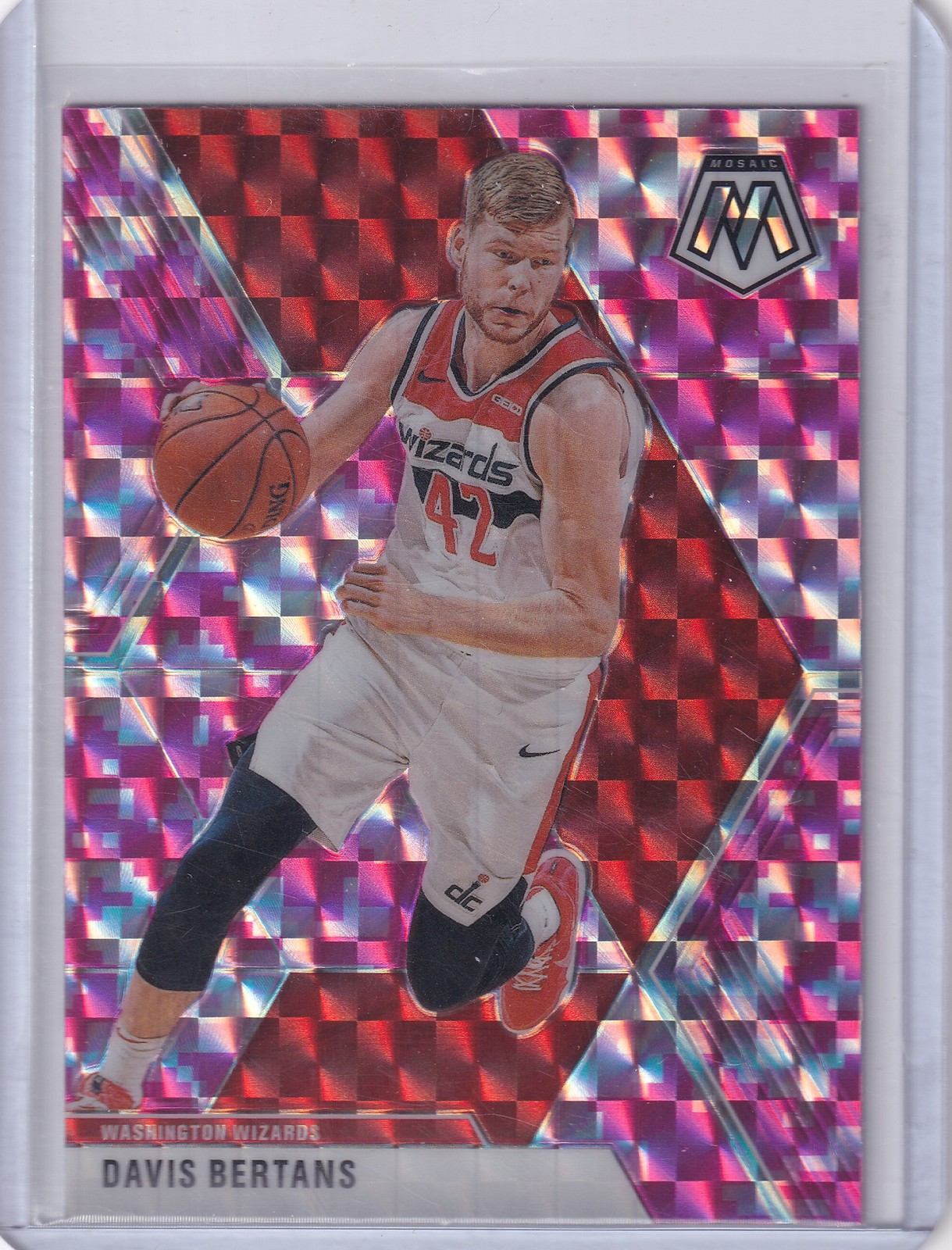 Davis Bertans - 2019-20 Panini Mosaic - Camo Pink Mosaic - #172 - Wizards