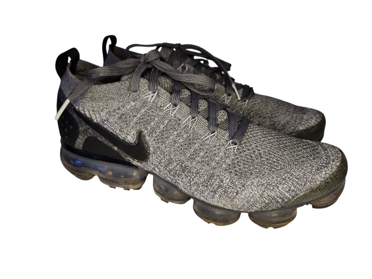 NIKE FLYKNIT VAPORMAX MEN SHOES SNEAKERS GRAY SIZE 10.5/44.5 EUC — product photo 1 of 10