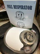 Full Respirator With Carry Bag Nib Bin 11