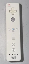 Nintendo Wii Remote Control - White *Tested & Free-Ship* OEM