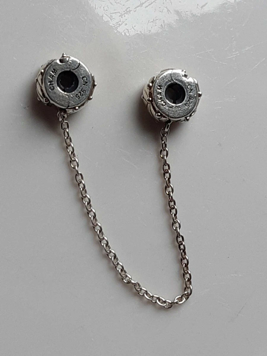 Pandora essence store safety chain