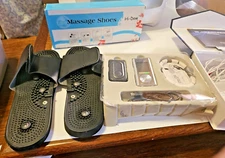 IQ Tech Massager Pro V Trigger Point Slippers Shoes Foot Therapy C4-R1  Box Incl