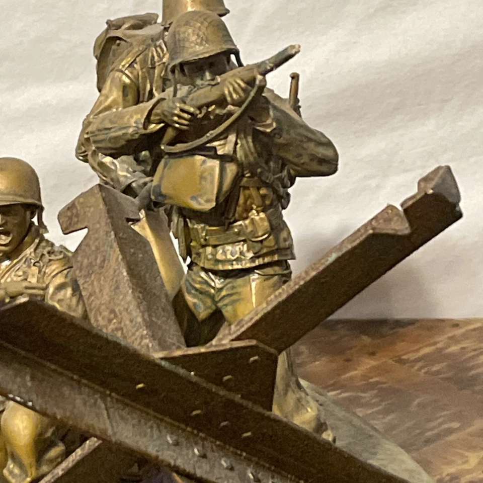 Call Of Duty WWII Collectible Memorabilia - Image 4 of 4