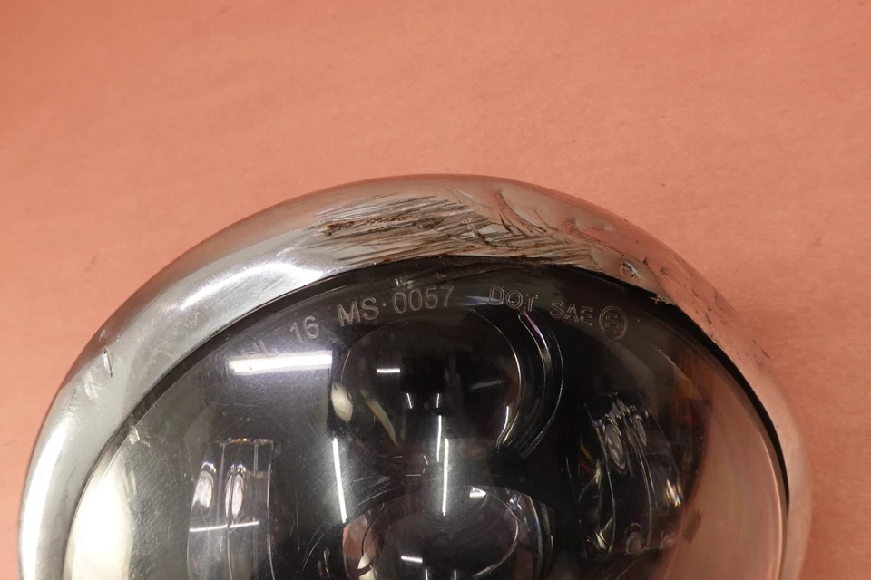 Faro delantero LED 2011-2017 Harley Davidson Dyna Street Bob FXDB - DOBLADO Foto 2 de 4