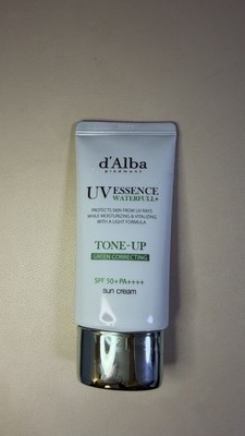 D'Alba Waterfull UV Essence Tone-Up Sonnenschutzcreme 50 Ml