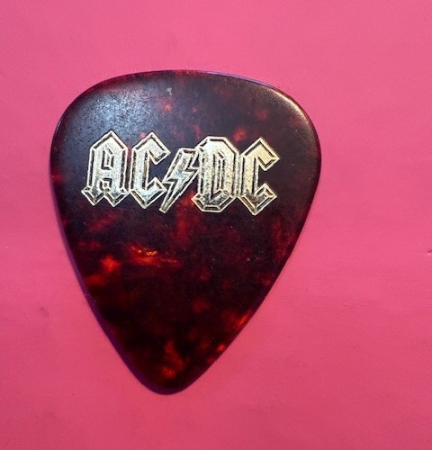 AC/DC / ANGUS YOUNG / TOUR GUITAR PICK | eBay