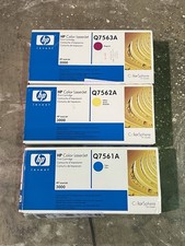 SET OF 3 NEW Genuine HP Q7561A Q7562A Q7563A Cyan Yellow Magenta Cartridge Toner