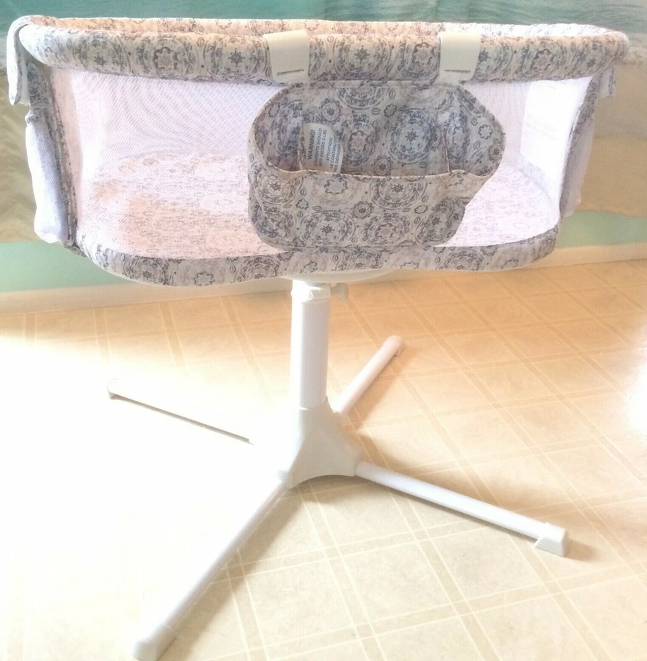 HALO BASSINEST GIRATORIO SERIE LUXE DURMIENTE, MEDALLÓN AZUL Foto 3 de 4