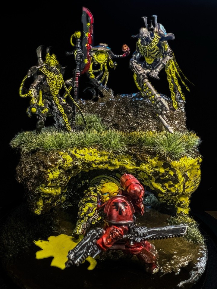 “Run Forrest” Warhammer 40k Diorama. Blood Angel, Necrons, Genuine GW ...