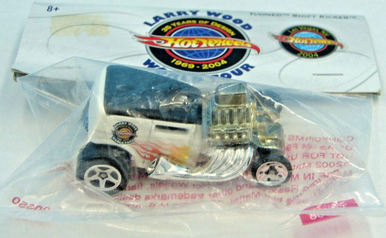 2004 HOT WHEELS LARRY WOOD WORLD TOUR TOONED SHIFT KICKER IN BAGGIE New