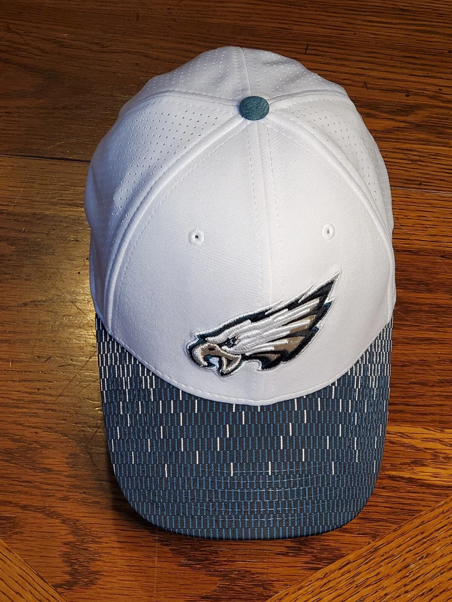 white philadelphia eagles hat