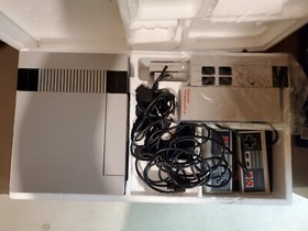 Nintendo NES Sports Set Original box with Styrofoam Console and Games.