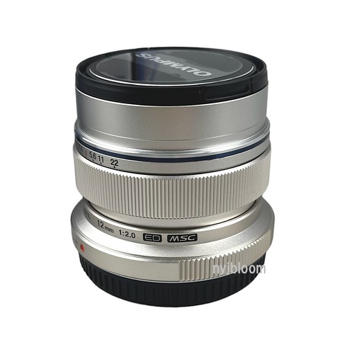 New OLYMPUS M.Zuiko Digital ED 12mm f/2.0 Lens - SILVER - Micro Four Thirds Moun - Picture 6 of 10