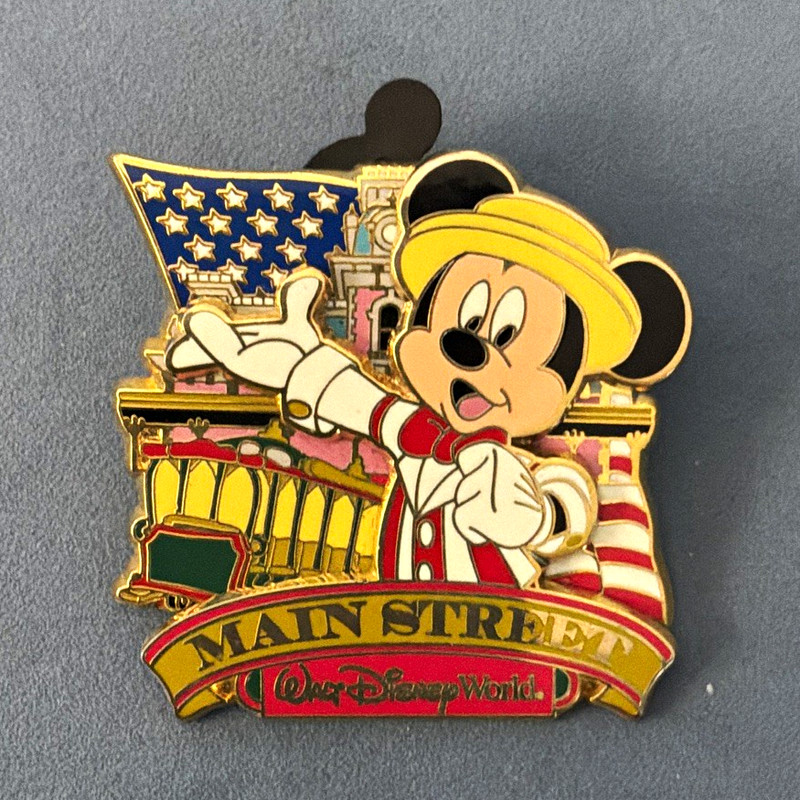 Disney Mickey Mouse Single Pin Trading Main Street Theme Walt Disney World 2010