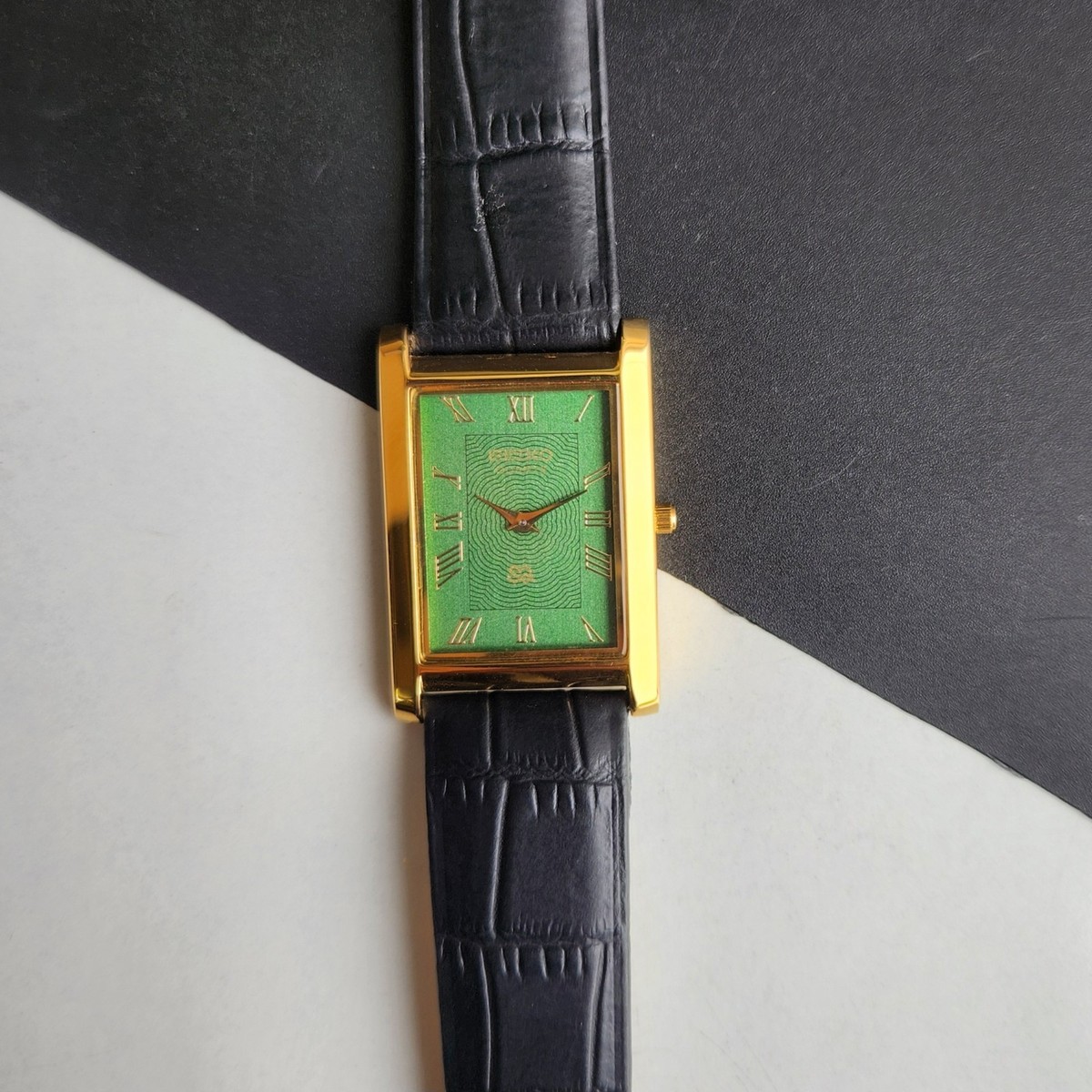Vintage Seiko Slim Tank Quartz Men Green Dial Dress Watch-Free