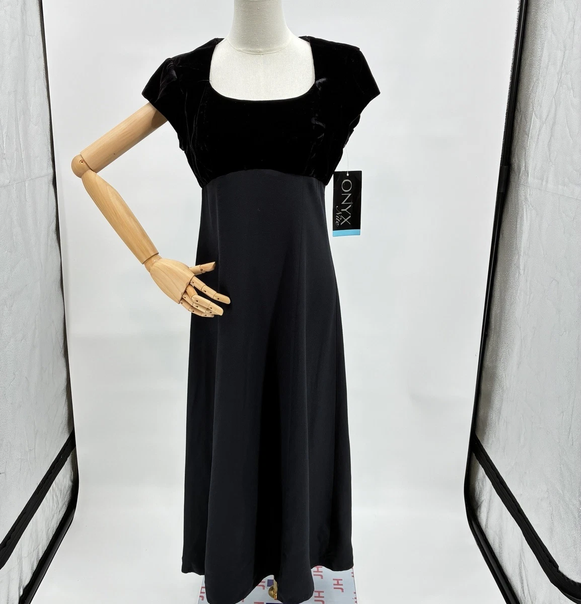 onyx nite dresses black Size 16 Black Dress main image 1
