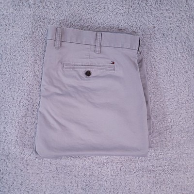 Tommy Hilfiger Shorts 42 Mens Gray Chino Flat Front Preppy Golf Casual