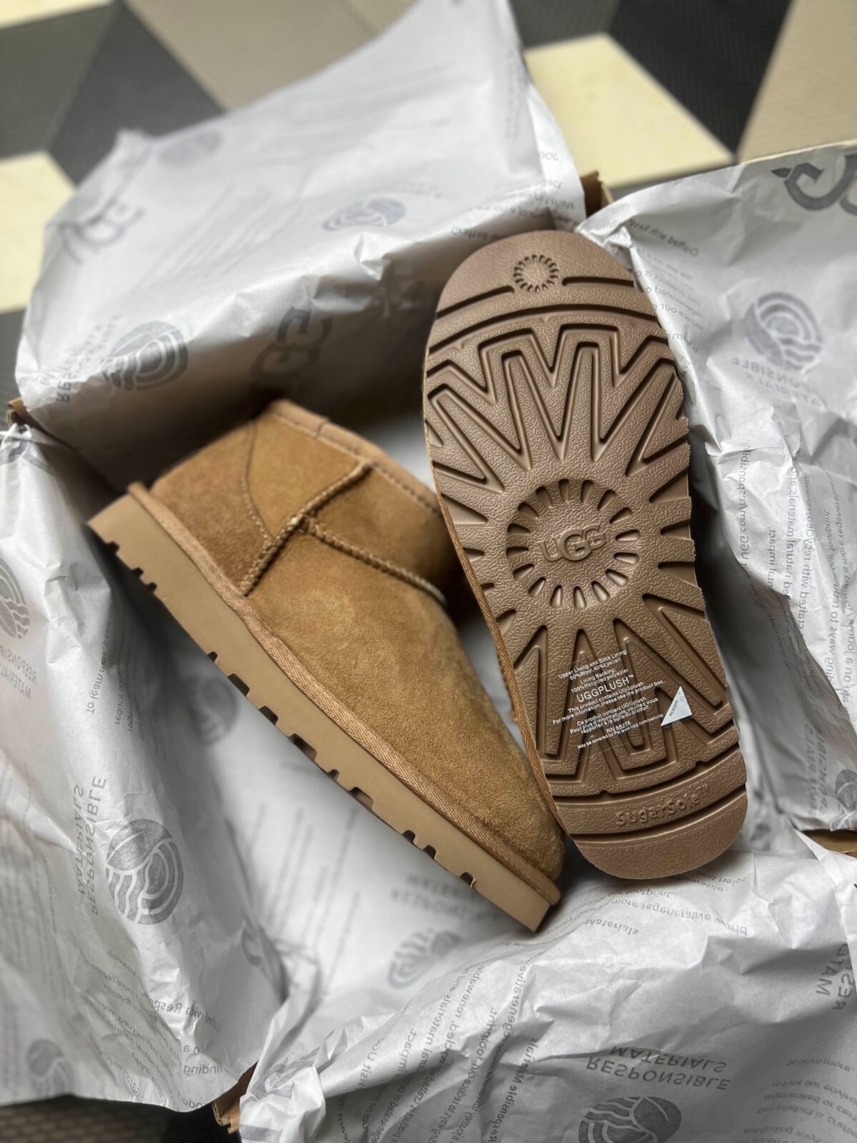 UGG Classic Ultra Mini Bota Castaño | Varios Tamaños | Envío Gratis 24H